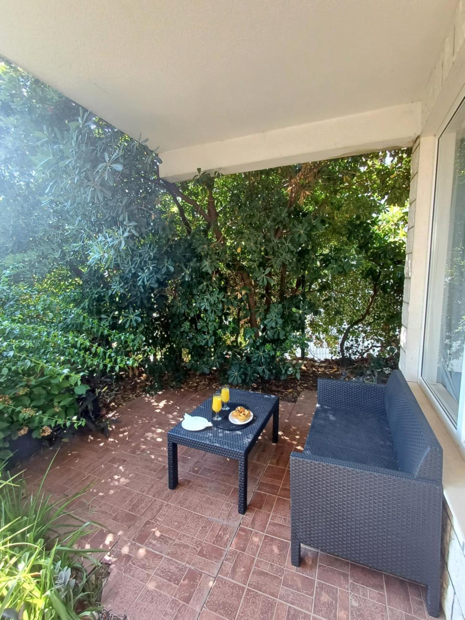 Bluebay Studio Apartment Mlini Exterior photo