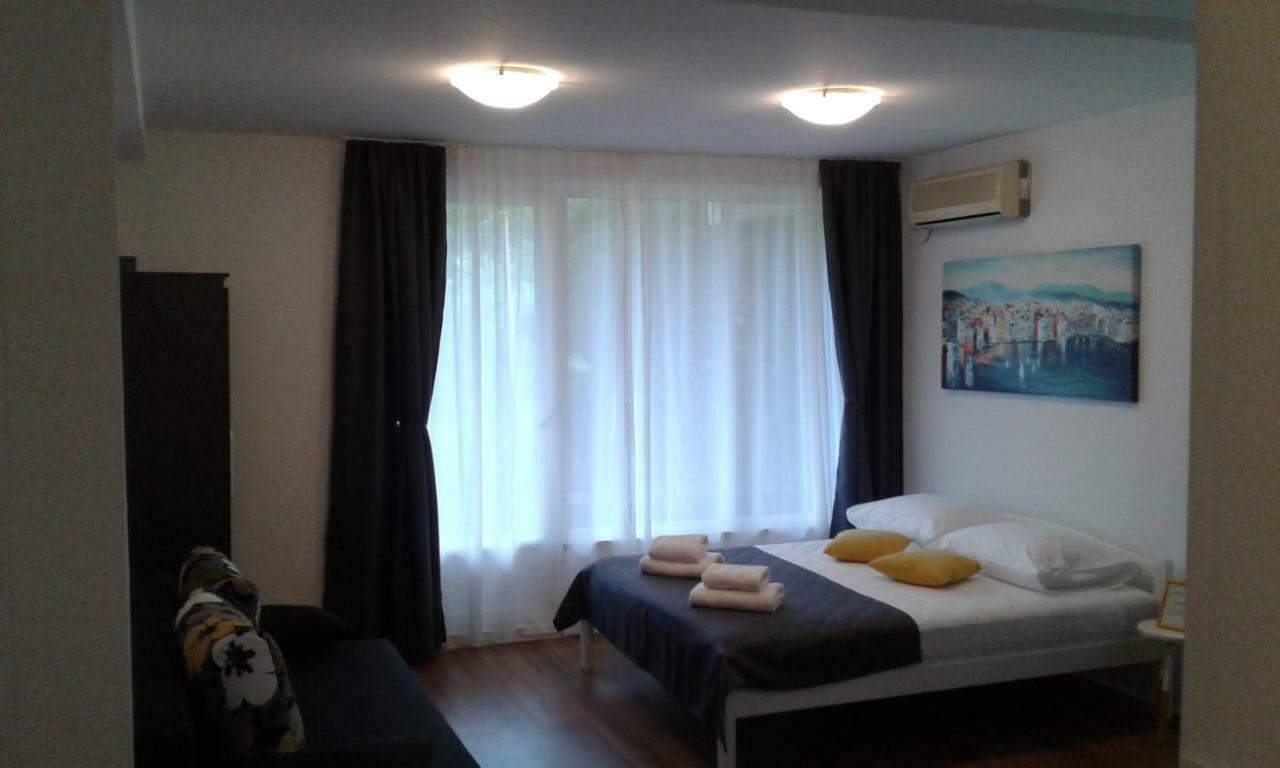 Bluebay Studio Apartment Mlini Exterior photo